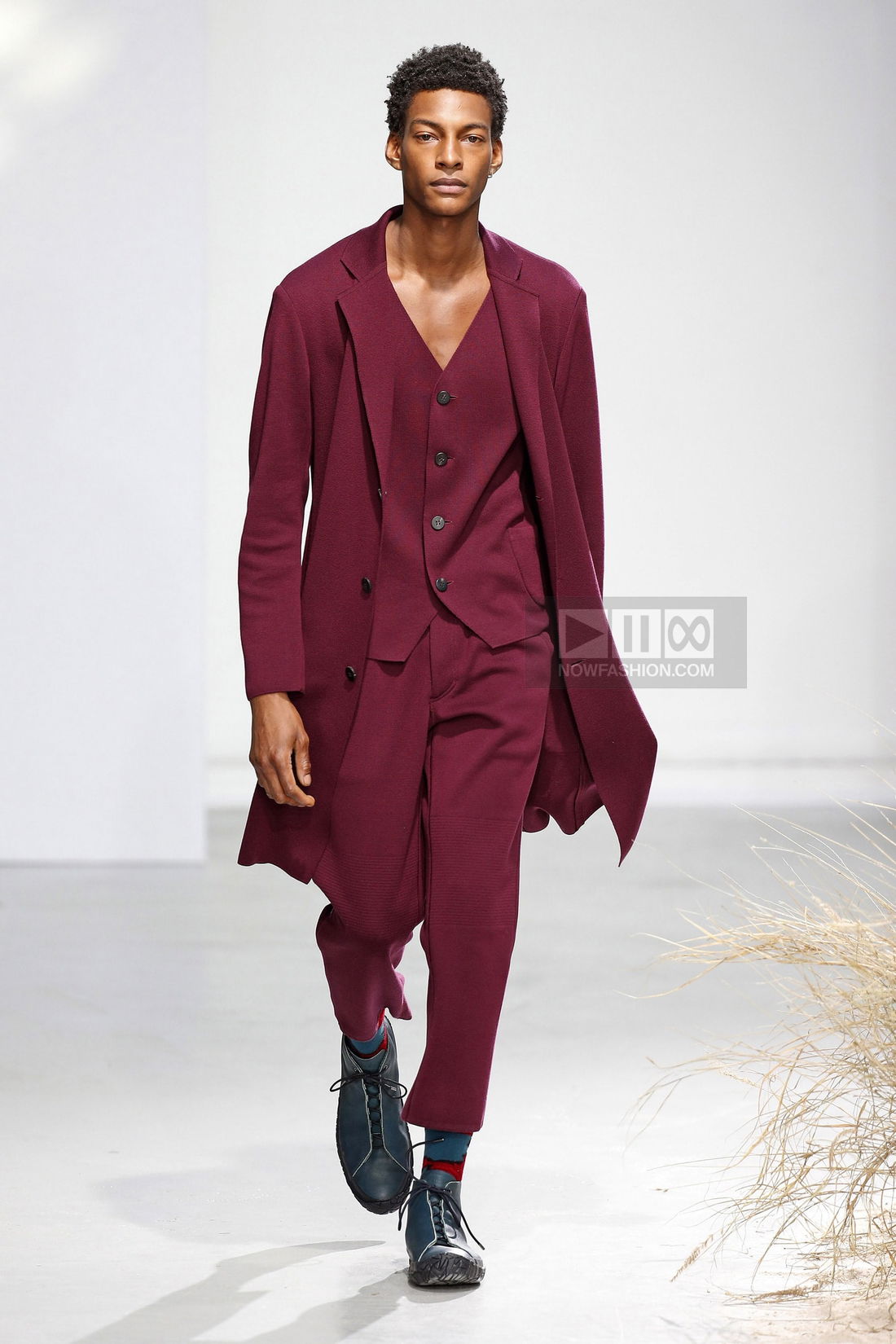 Issey Miyake Men Menswear Fall Winter 2016 Paris - NOWFASHION