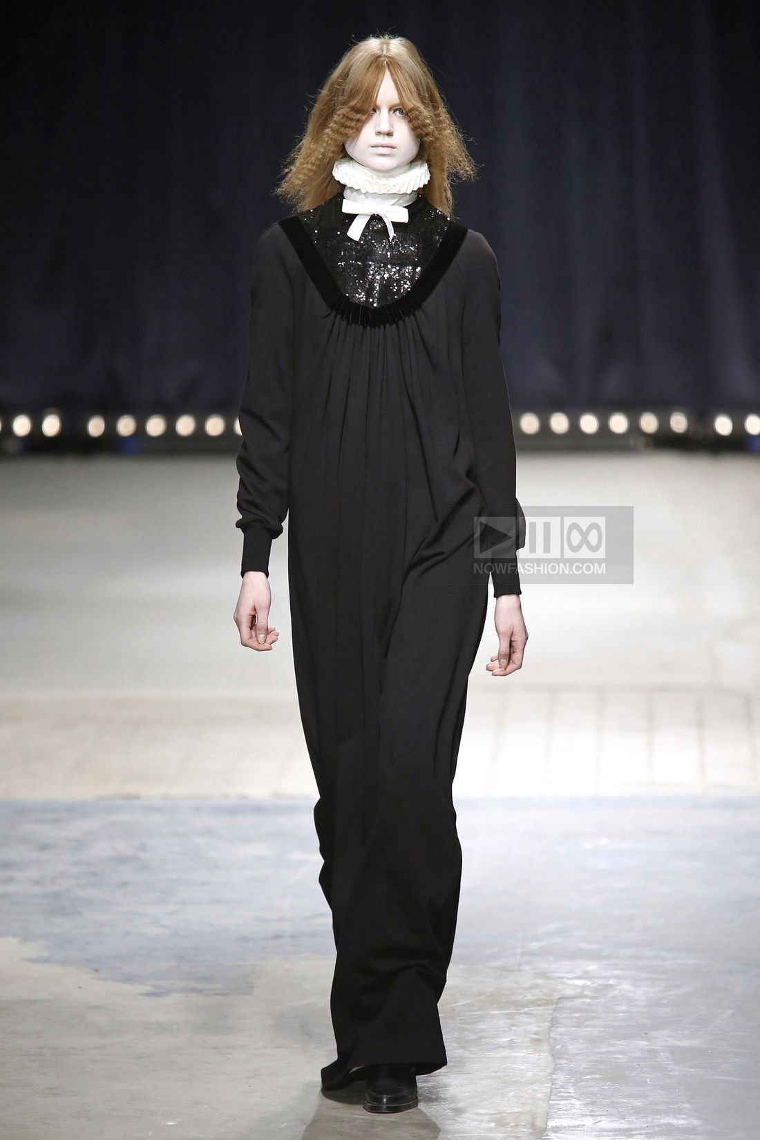 Veronique Branquinho Ready To Wear Fashion Show, Collection Fall Winter 2016 presented during Paris Fashion Week 0009