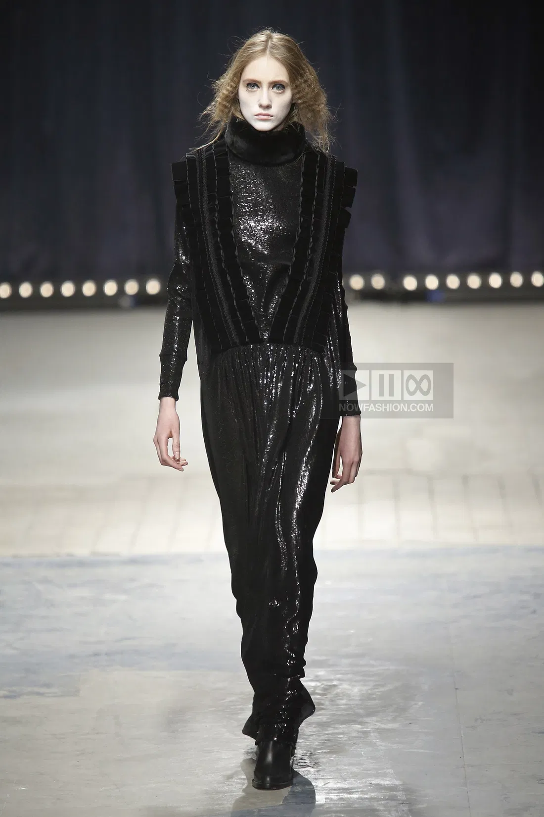 Veronique Branquinho Ready To Wear Fashion Show, Collection Fall Winter 2016 presented during Paris Fashion Week