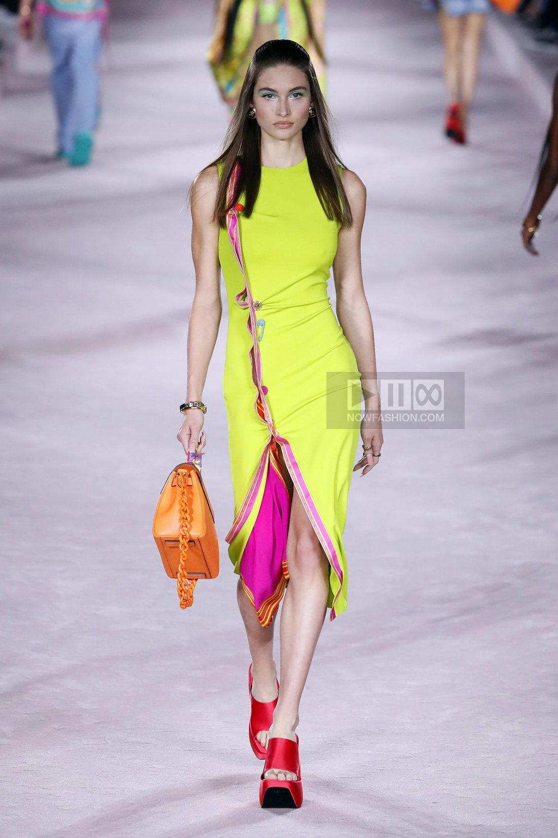 versace ready to wear 2022