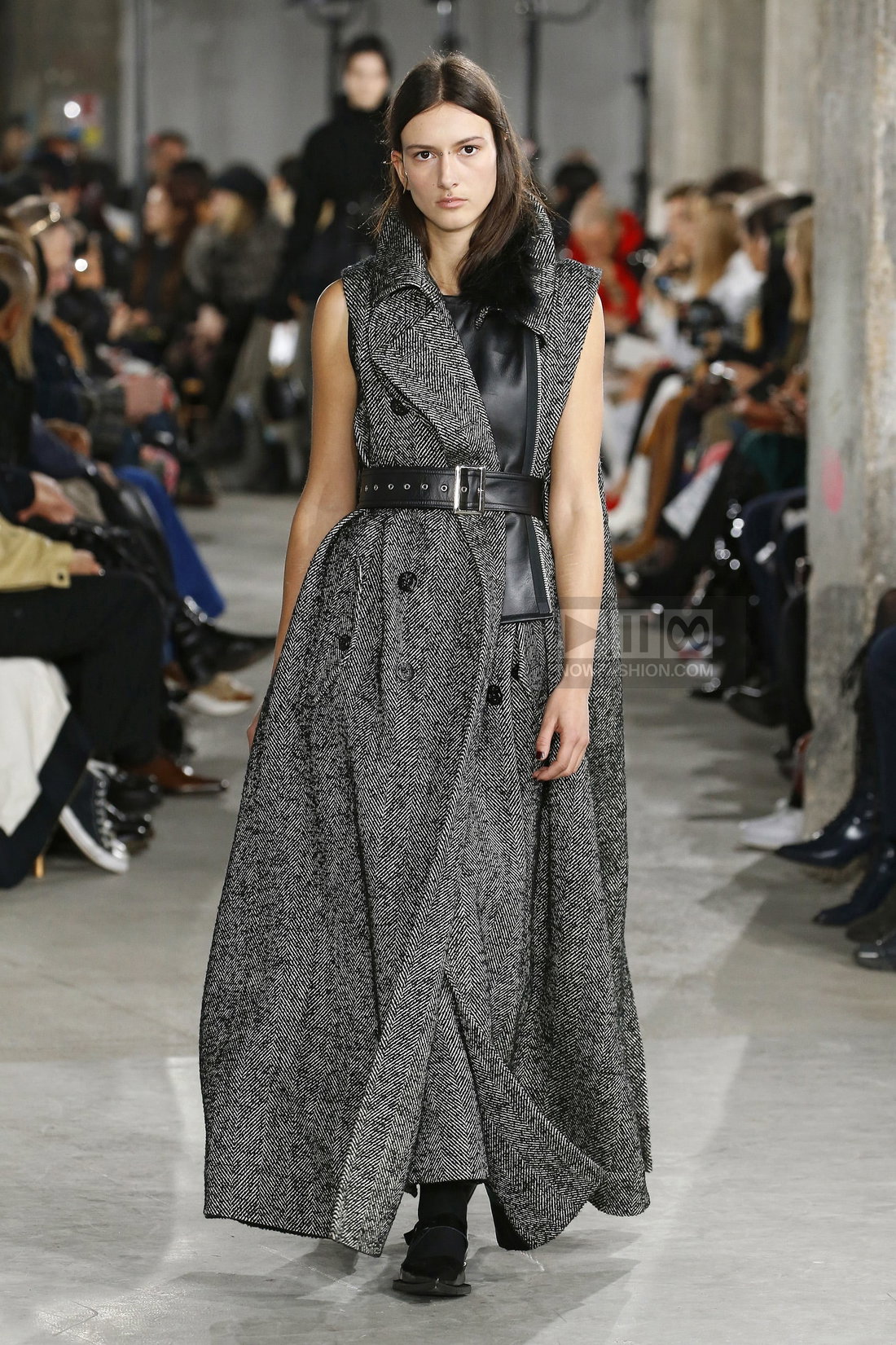 Sacai RTW Fall 2019 Image 03 NOWFASHION