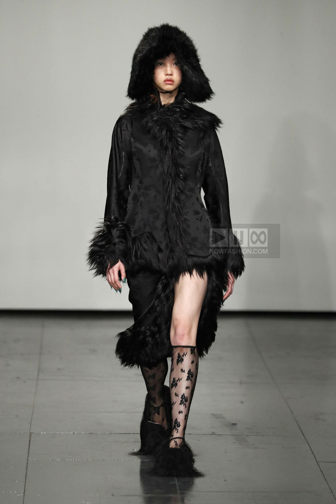 Yuhan Wang Ready to wear Fashion Show, Collection Fall Winter 2022