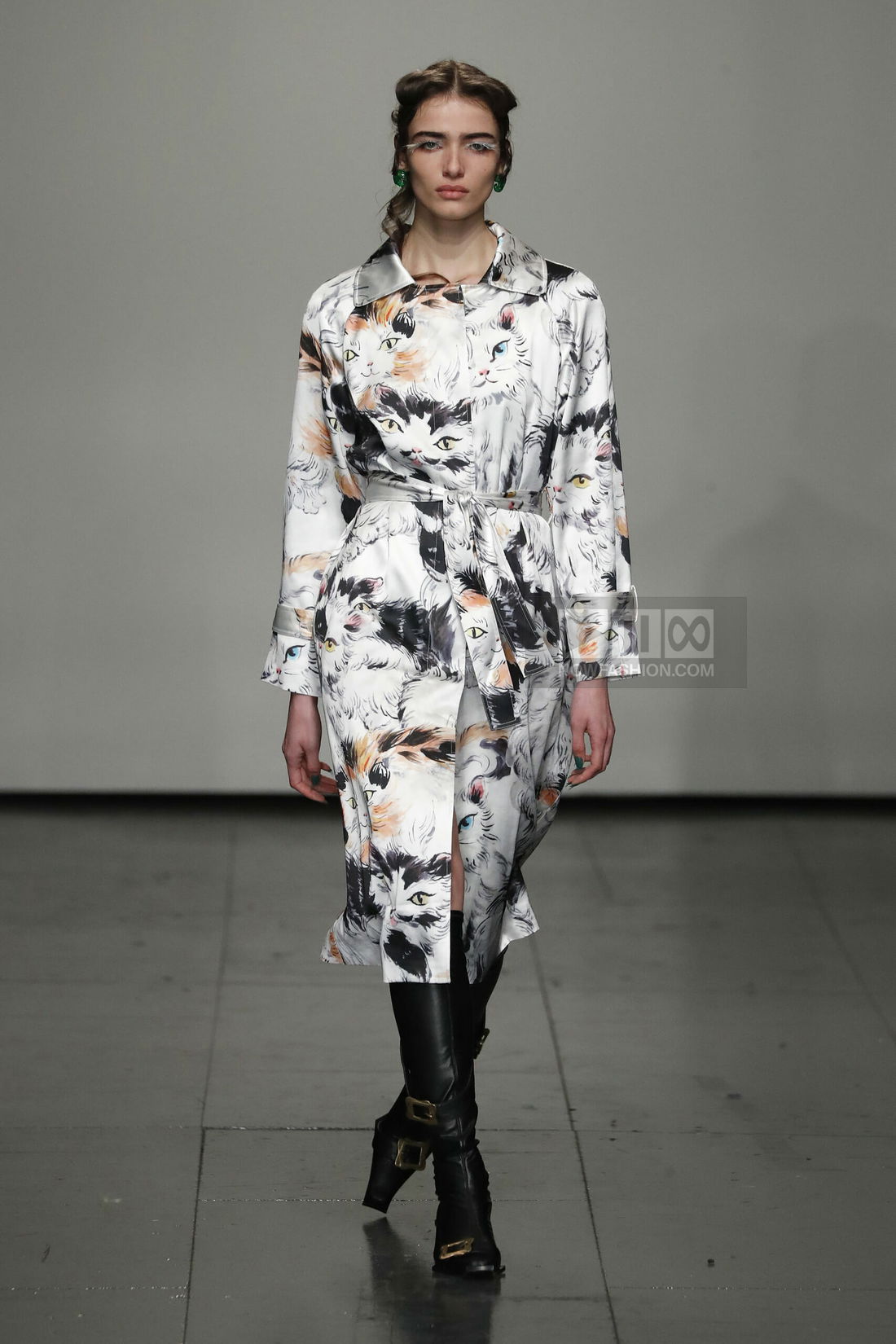 Yuhan Wang Ready to wear Fashion Show, Collection Fall Winter 2022