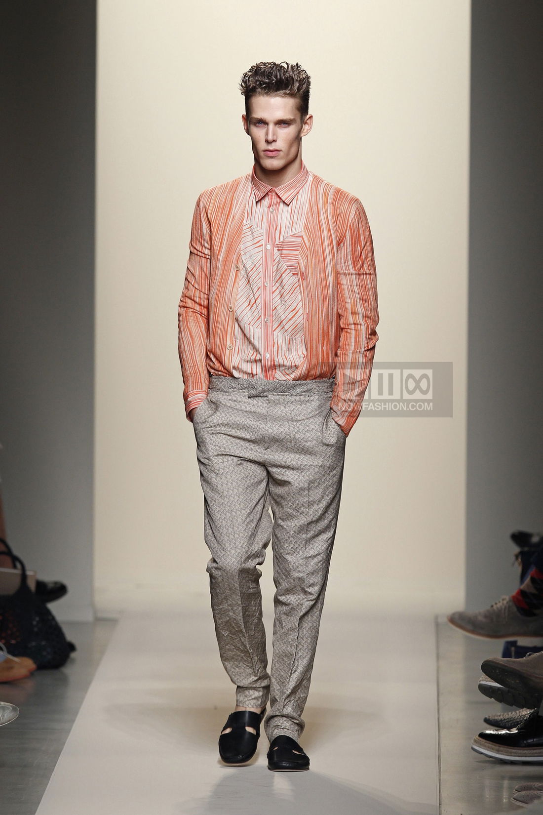 Bottega Veneta Menswear Fashion Show, Collection Spring Summer 2012 presented during Milan Fashion Week, runway look #022