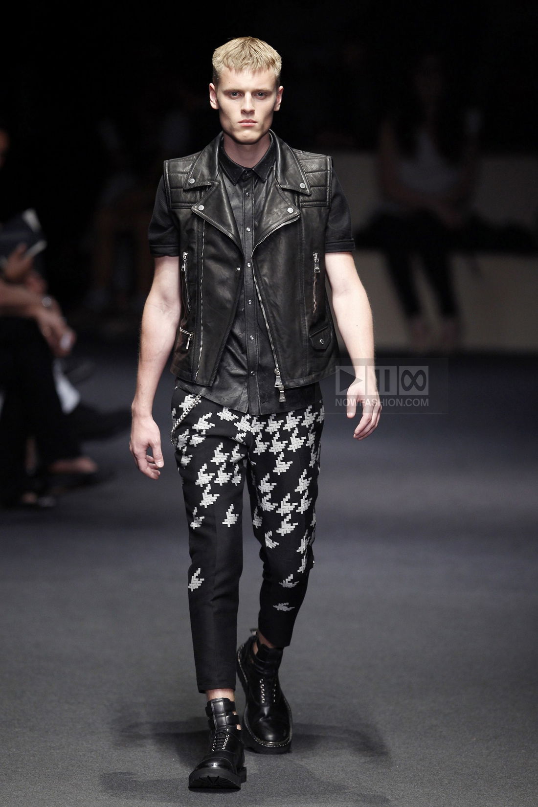 Neil Barrett Menswear Fashion Show, Collection Spring Summer 2012 presented during Milan Fashion Week, runway look #019