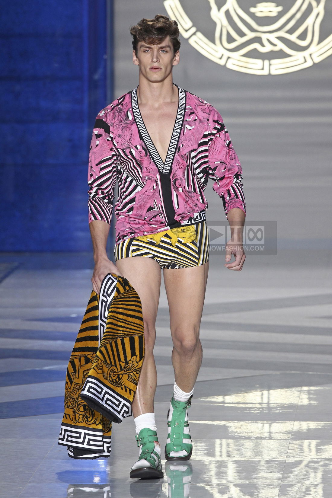 Versace Menswear Fashion Show, Collection Spring Summer 2012 presented during Milan Fashion Week, runway look #038