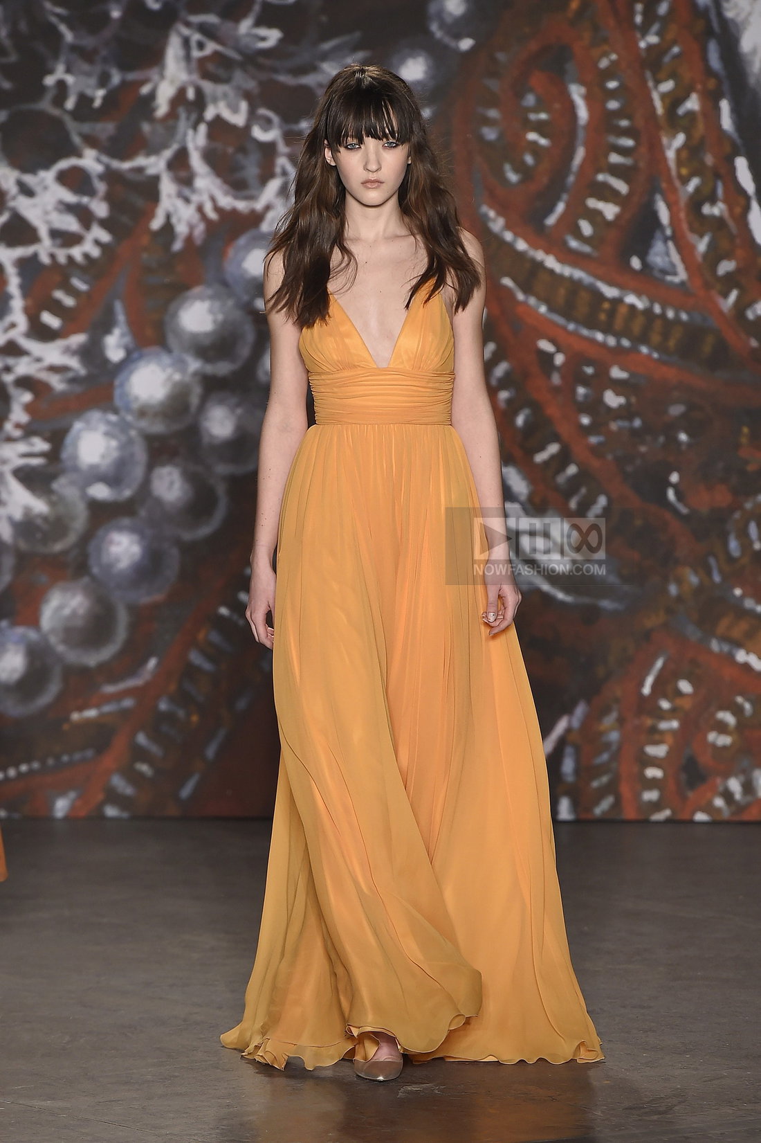jenny packham orange dress Jenny Packham Milan Ready to Wear Spring Summer Sequined short strappy orange  dress turquoise straps, accessorized J P Stock Photo