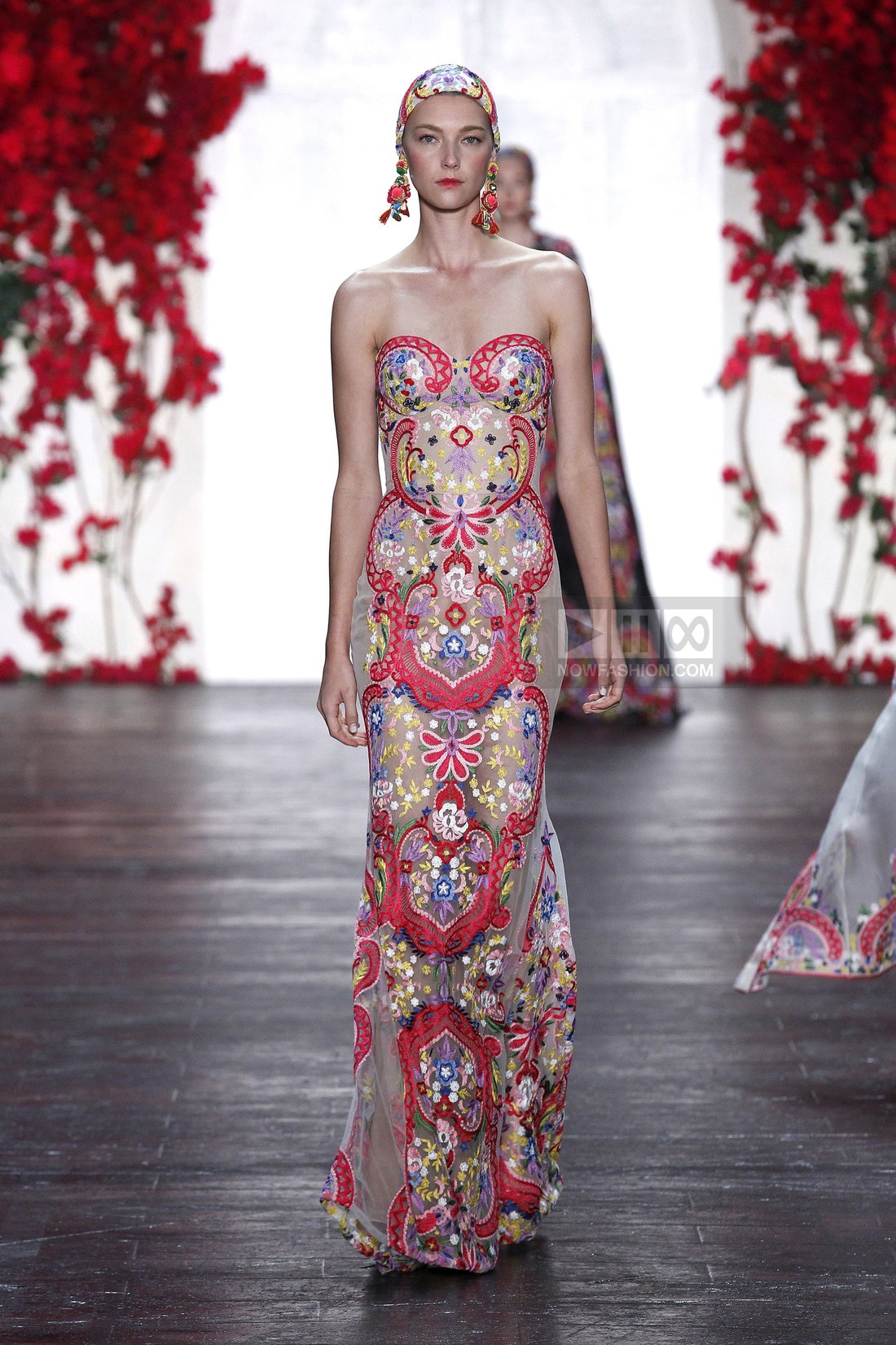Naeem Khan Ready To Wear Spring Summer 2016 New York - NOWFASHION