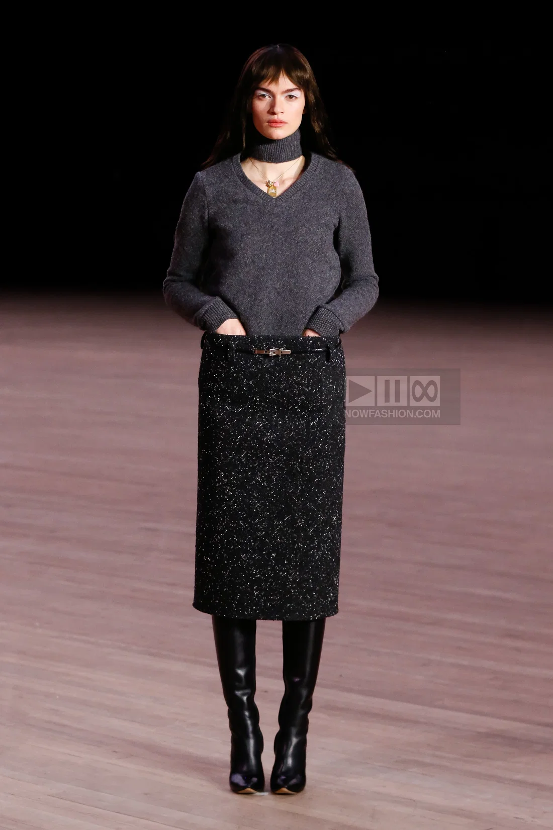 RUNWAY MARC JACOBS ブラック トップス 12 Marc Jacobs Ready To Wear Fall Winter 2026 New York - NOWFASHION