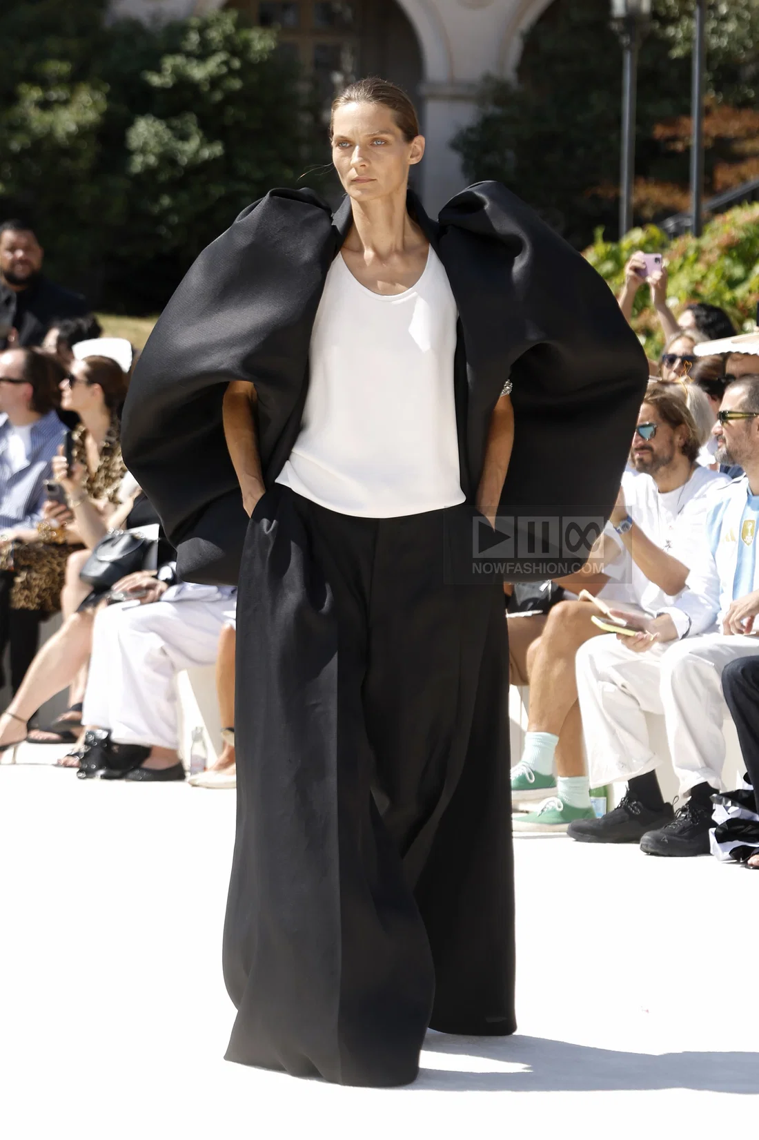 Balenciaga Couture Fall Winter 2026 Paris - NOWFASHION
